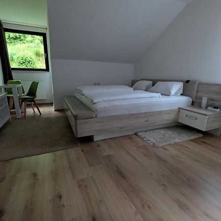 Pension Hofer Bad Berneck im Fichtelgebirge Exterior foto